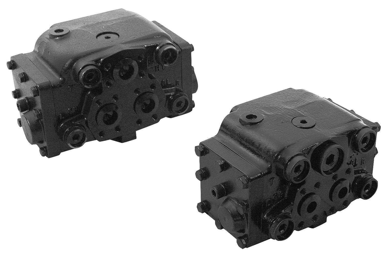 Flow Amplifiers make it possible to use small sized steering unit onto large wheel loaders by amplif...